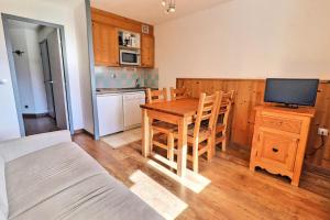 Résidence Grand Bois A - CONFORTABLE 2 PIECES, SKIS AUX PIEDS ET PROCHE DES COMMERCES MAE-2154