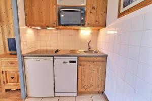 Résidence Grand Bois A - CONFORTABLE 2 PIECES, SKIS AUX PIEDS ET PROCHE DES COMMERCES MAE-2204