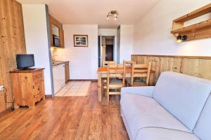 Résidence Grand Bois A - CONFORTABLE 2 PIECES, SKIS AUX PIEDS ET PROCHE DES COMMERCES MAE-2204