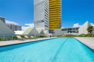 Beachfront on Oasis Centre, Air on Broadbeach 1503