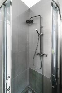 Lumina apartments next to Rondo ONZ