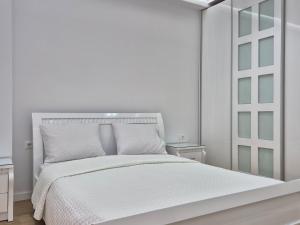 White Dream Apartment