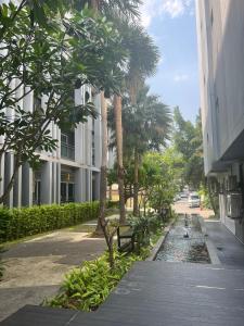 Modern 2-BR Apartment Just Steps from Nimman #B705