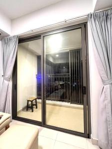 Tan son nhat airport condo