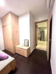 Tan son nhat airport condo