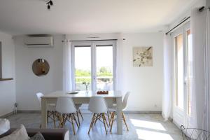 Comfortable stay near the beach and the center