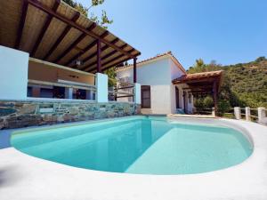 Romantic Pergamonto Cottage, private Pool & SeaView