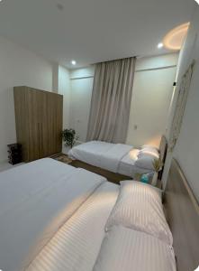 2br luxurious apartment New cairo