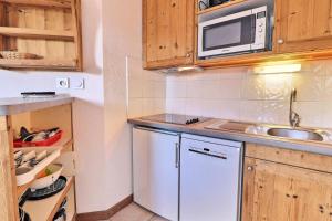 Résidence Grand Bois A - CONFORTABLE 2 PIECES + CABINE, SKIS AUX PIEDS ET PROCHE DES COMMERCES MAE-2014