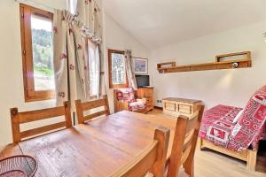 Résidence Grand Bois B - CONFORTABLE 2 PIECES + CABINE, SKIS AUX PIEDS ET PROCHE DES COMMERCES MAE-3244