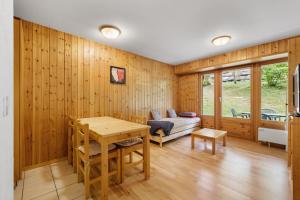 Charmant 2,5 pièces au pied des Bains dOvronnaz