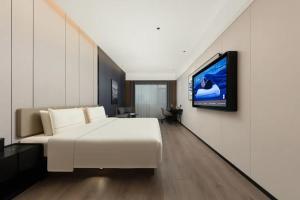 Atour Hotel Hohhot Hailiang Plaza Zhongshan Road Subway Station