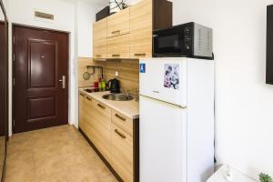 Apolon 8 Relax Studio with Pools