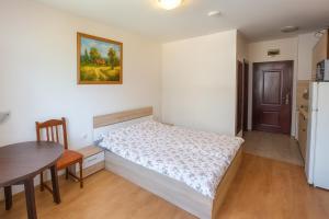 Apolon 8 Relax Studio with Pools