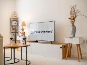 Pass the Keys Experience Bicester Village near our Spacious Home