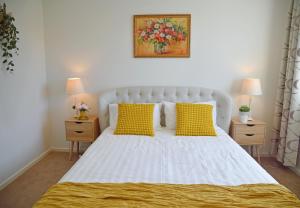 Gables Box hill Maraylya Two Level House 14ppl