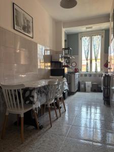 Milano da Me - Ampio appartamento con 2 camere da letto