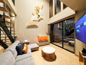 Rakuten STAY VILLA Hakone Sengokuhara North Wing 105 or 106 BBQ Terrace Pet allowed Capacity of 10 persons