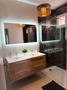 Très belle vue mer 5mn plage - Garage