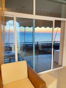 Solei Apartment Sea View Golem