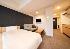 STAYAT OSAKA SHINSAIBASHI east - Family Room