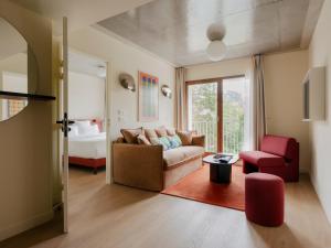 Edgar Suites - Église