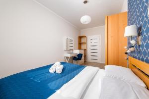 Krasińskiego Deluxe Apartment by BookingHost