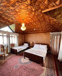 Dal lake group of houseboats