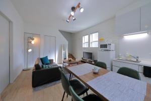 Takasho TAKASHO -HANAZONO MINAMI- - Vacation STAY 69476v