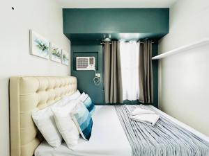 Cebu Horizons 101 by P&J