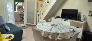 St Cyprien cocon a 2 pas de la mer