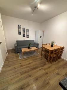 Camden Crest Elegant 2 BHK HW2 - Hôtels 4 étoiles à Londres