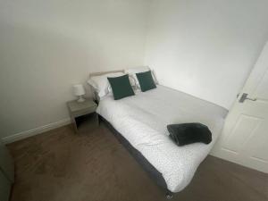 Horsforth apartment Leeds Bradford airport