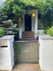 Privatzimmer am Volkspark - Nähe Arenen und Trabrennbahn