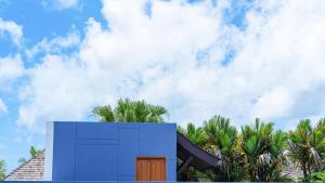 Bangtao Beach 3 bedroom private pool villa in a quiet area near Boat Avenue mono wings