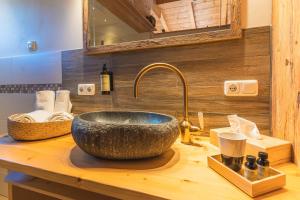 Dorfchalets - Chalet Lausi inkl Tauern Spa Therme Eintritt & Sommerkarte
