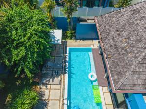 Bangtao Beach 3 bedroom private pool villa in a quiet area near Boat Avenue mono wings