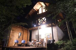 BROWN LOG - Vacation STAY 54364v