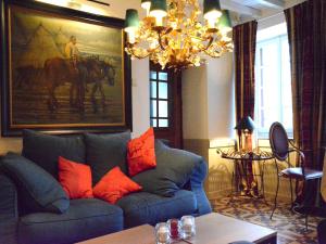 Holiday home in Bièvre near town center