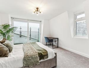 Stunning Top Floor London Apartment