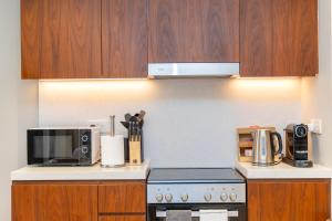 Günstige Unterkunft mit Hafenblick in Port de La Mer