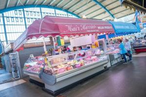 4 bedroom near City, Beach and St Helens stadium