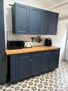 4 bedroom near City, Beach and St Helens stadium