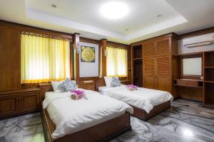 Private Lamai Marble Villa