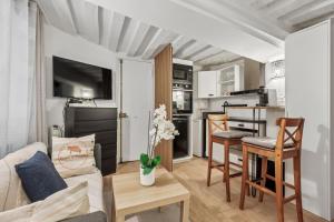 Studio Herold - Place de Victoires by BYour Home