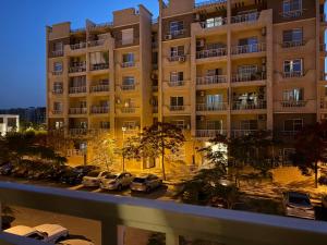 Luxurious 2 bedrooms apartment in Madinaty B11