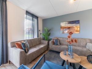 Holiday Home in Scherpenisse near Nature Reserve