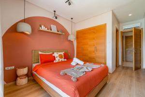 Chic Escape Sunny Terrace Pool Cenima Bed Fiber Wi-Fi