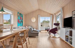 Beautiful Home In Frederikshavn With Wifi