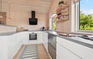 Beautiful Home In Frederikshavn With Wifi